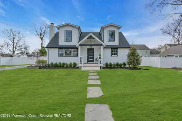 Wall, NJ 07719,3021 Roosevelt Street