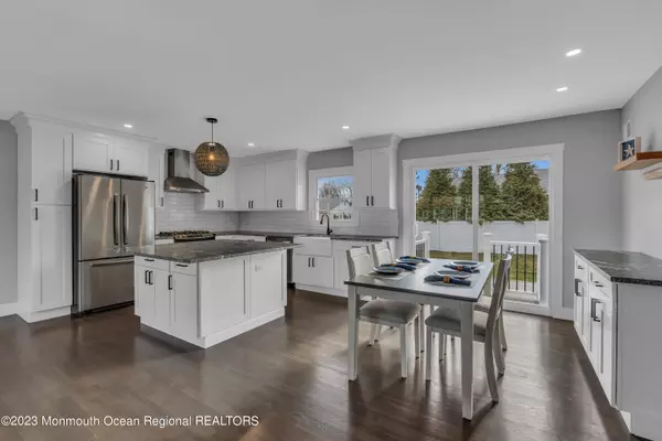 Wall, NJ 07719,3021 Roosevelt Street