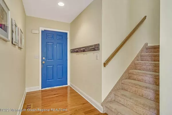 Wall, NJ 07719,165 Tennis Court