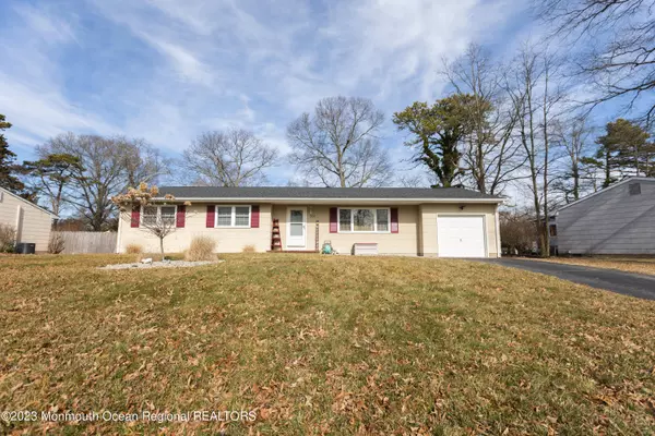 304 Farragut Drive, Forked River, NJ 08731