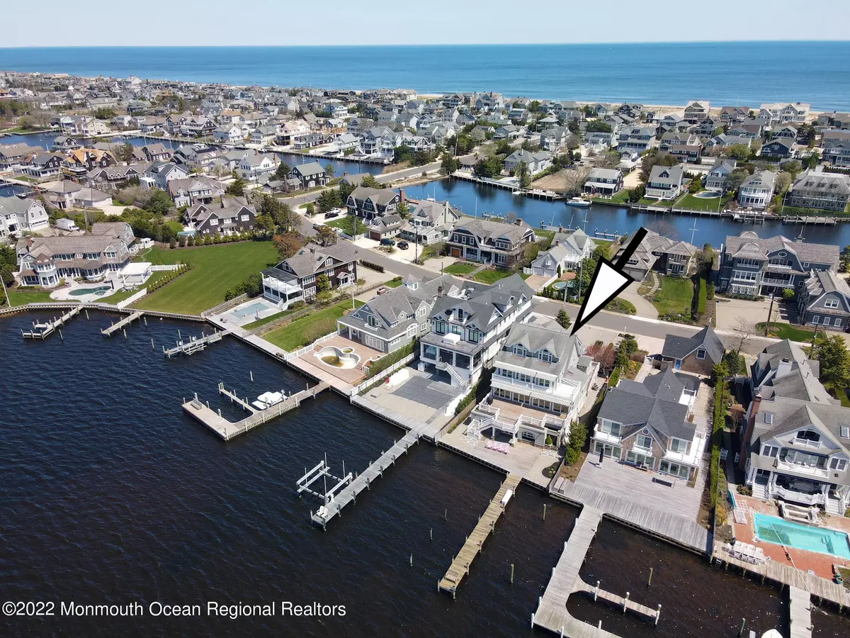 Mantoloking, NJ 08738,950 Lagoon Lane S