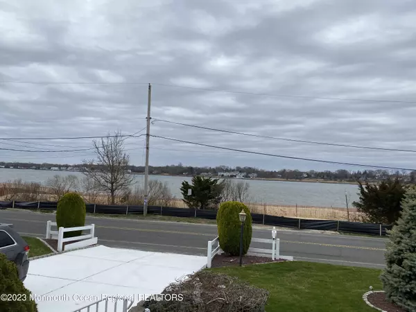 Neptune Township, NJ 07753,445 S Riverside Drive