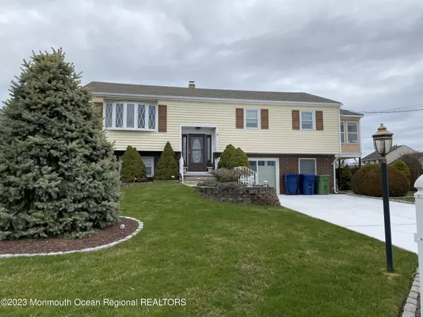 Neptune Township, NJ 07753,445 S Riverside Drive
