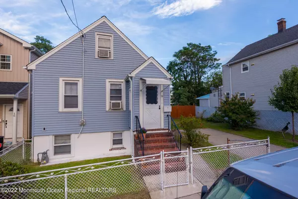 Carteret, NJ 07008,14 John Street