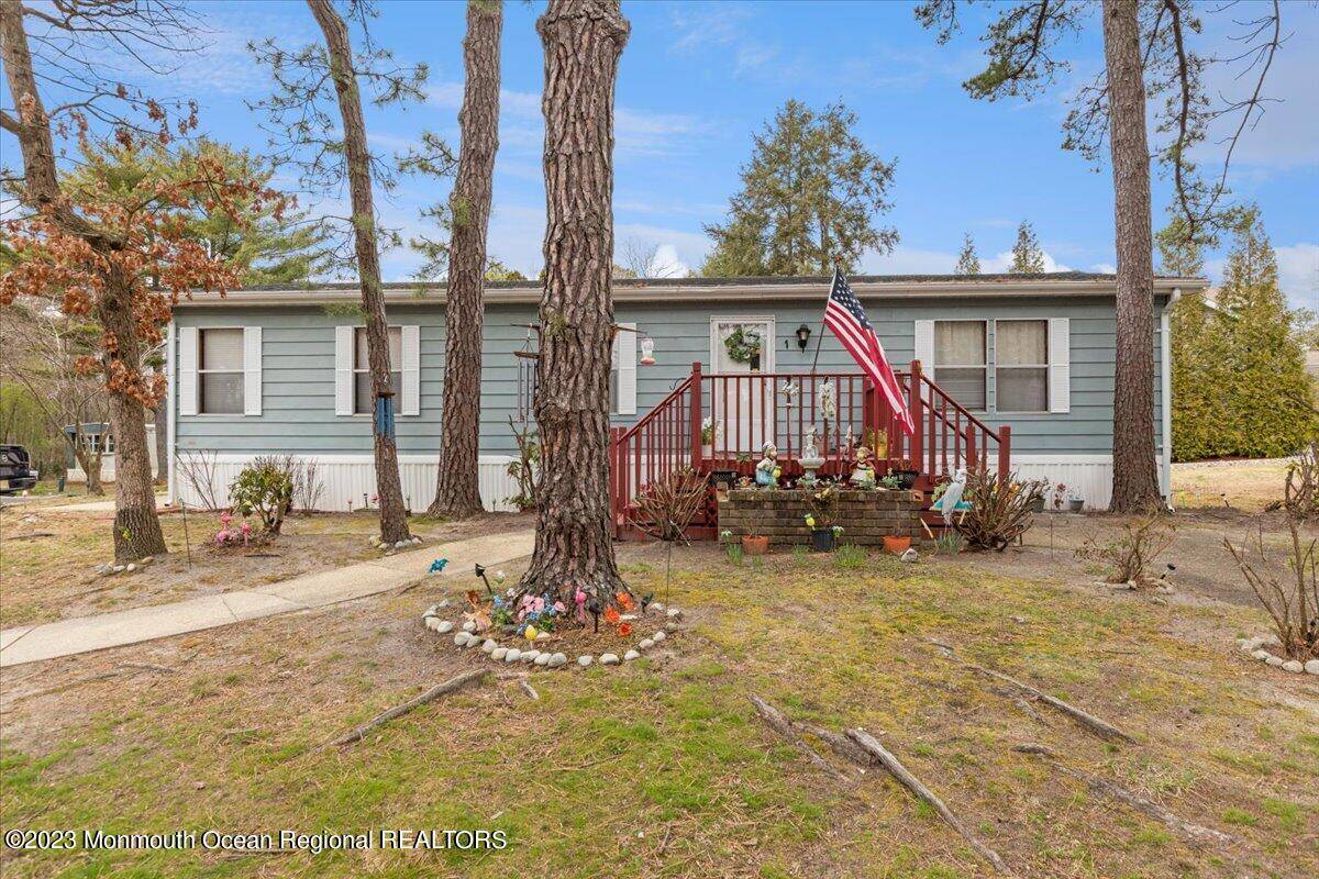 1 Woodchuck Parkway, Whiting, NJ 08759