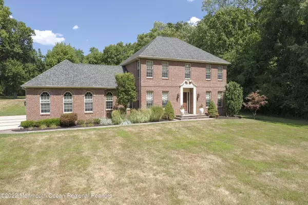 Tinton Falls, NJ 07712,27 Brook Street