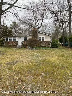 721 Albert Avenue, Lakewood, NJ 08701