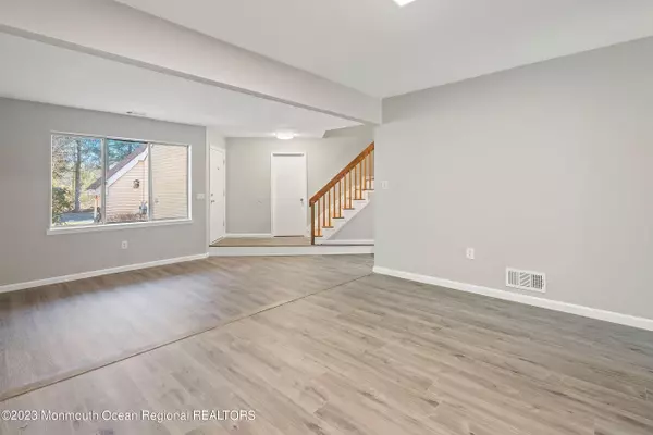 North Brunswick, NJ 08902,164 Nathan Drive