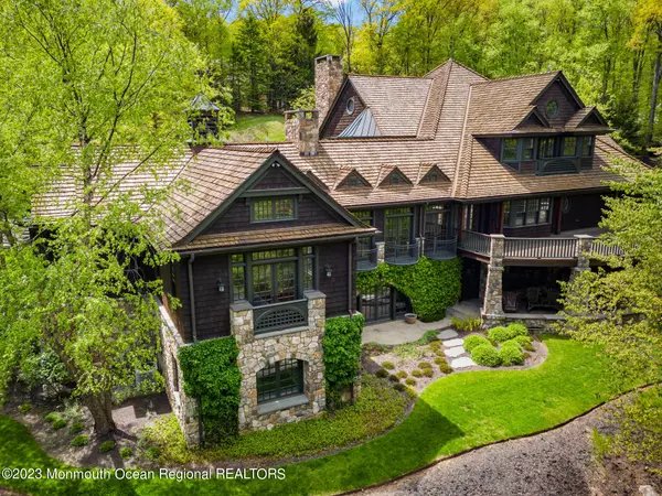 22 Schoolhouse Lane, Mendham, NJ 07945