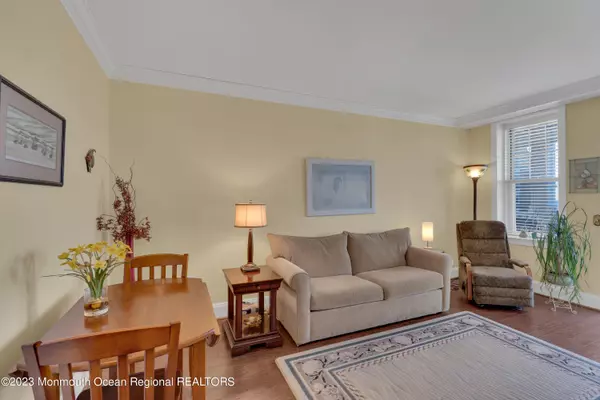 Spring Lake, NJ 07762,700 Ocean Avenue #431