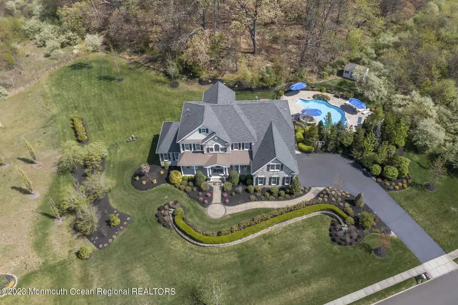 18 Weathervane Circle, Cream Ridge, NJ 08514