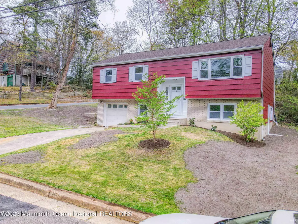 Neptune Township, NJ 07753,7 Cedar Place