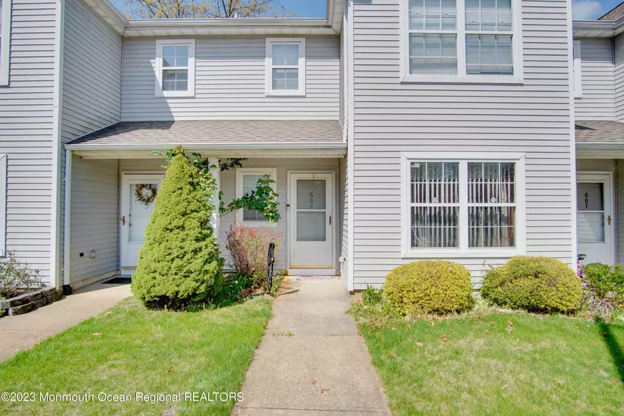 602 Horizon Drive, Toms River, NJ 08755