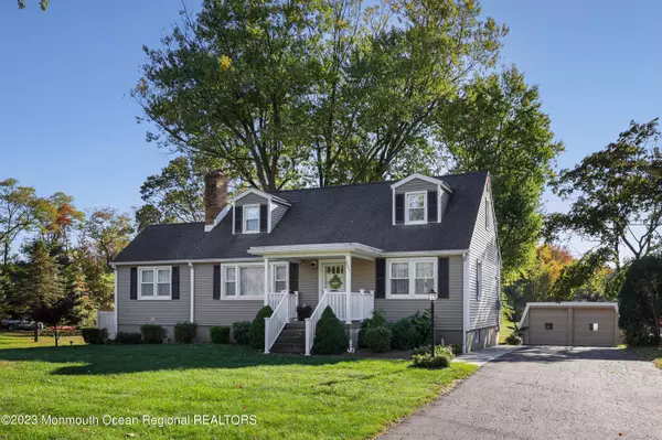 Wall, NJ 07719,3921 Belmar Boulevard