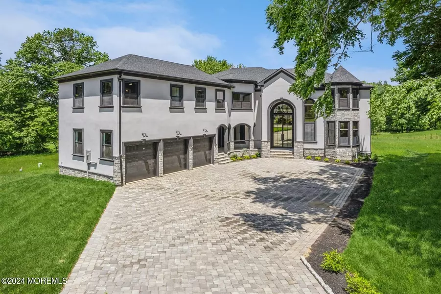 16 Round Hill, Holmdel, NJ 07733