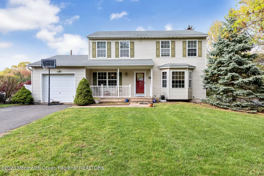 2 Siano Place, Hazlet, NJ 07730