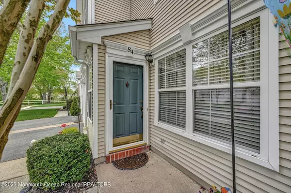 Freehold, NJ 07728,84 Wood Duck Court #1000