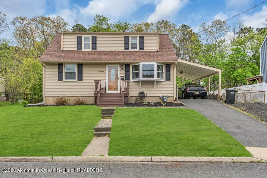 17 Pace Street, Old Bridge, NJ 08857