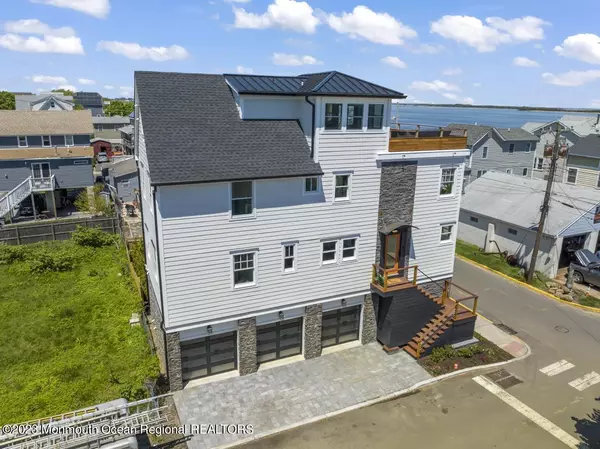 Highlands, NJ 07732,65 Shrewsbury Avenue