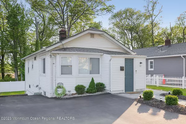 Keyport, NJ 07735,16 Middlesex Boulevard