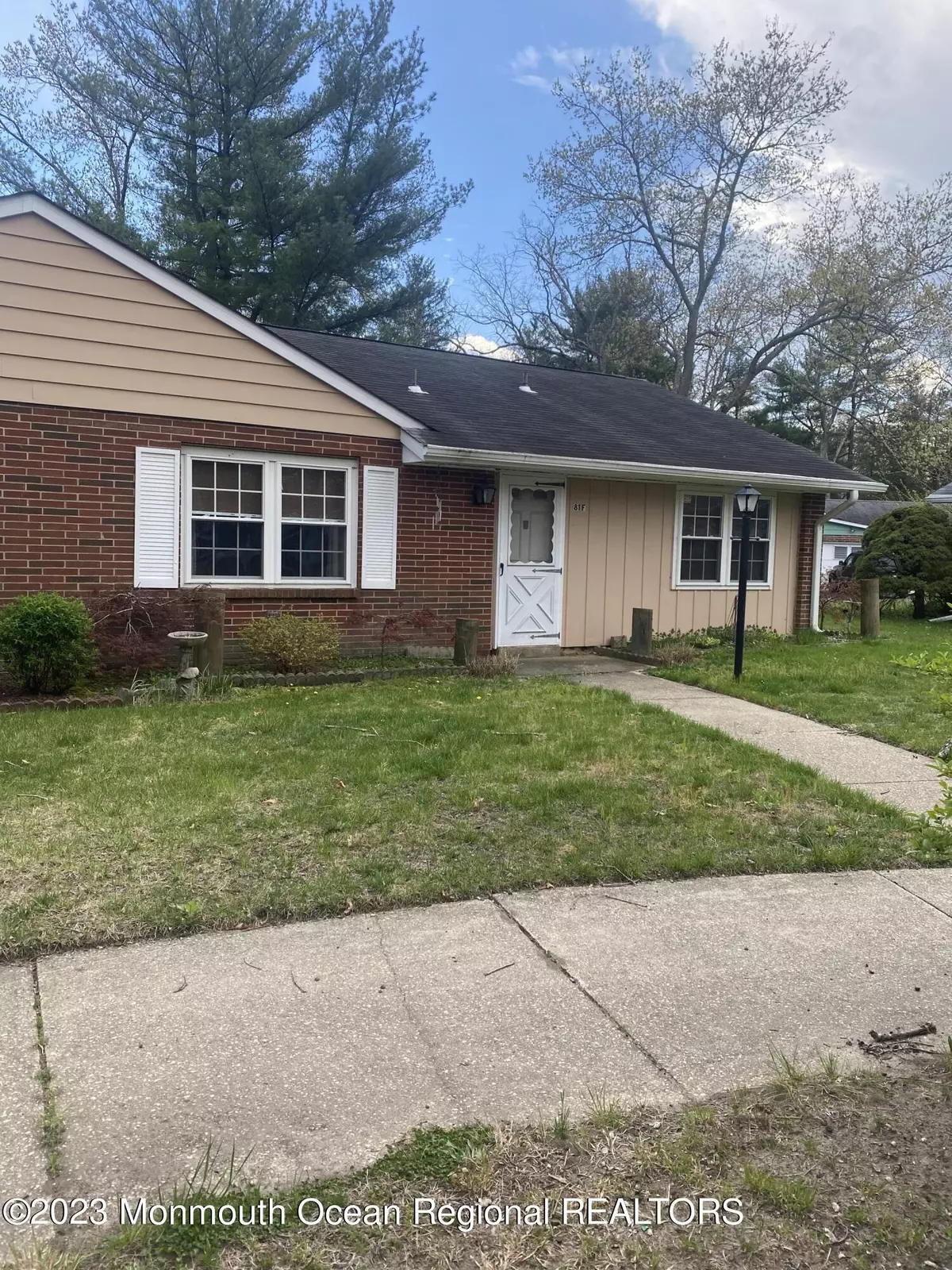 Lakewood, NJ 08701,81 Dorchester Drive