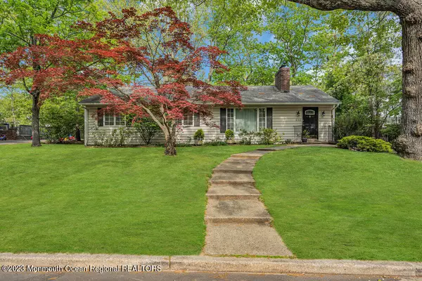 Lakewood, NJ 08701,111 Autumn Road