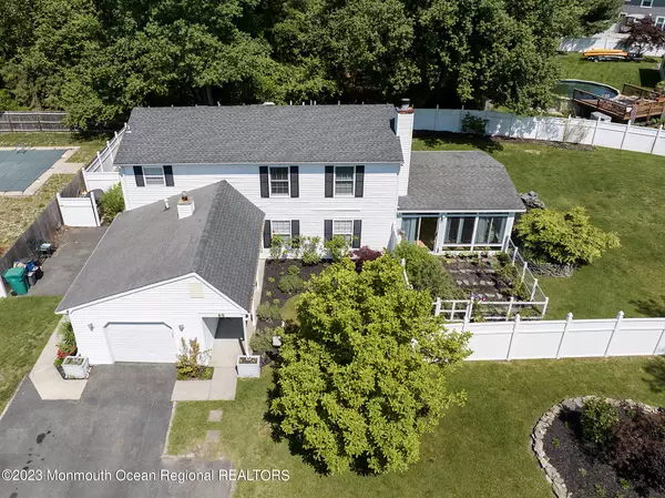 65 Hedgewood Road, Howell, NJ 07731