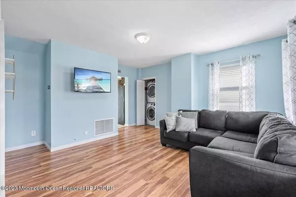 Keyport, NJ 07735,165 2nd Street