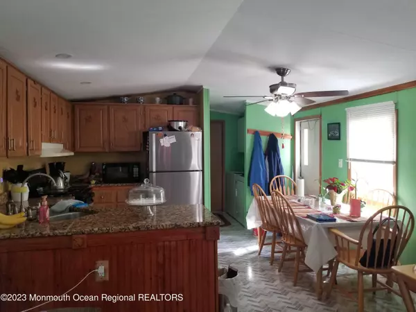 Hazlet, NJ 07730,73 Ellie Street