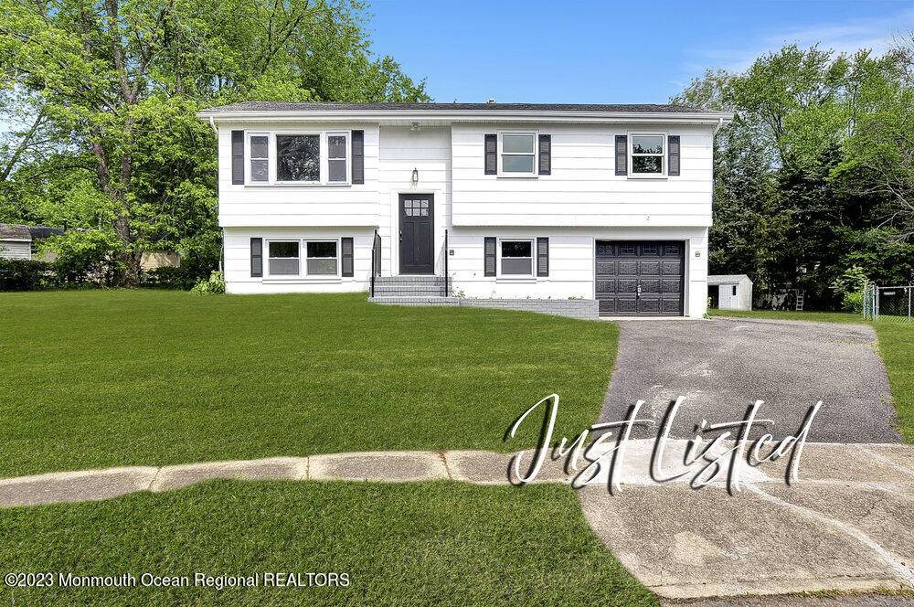 5 Fir Court, Jackson, NJ 08527
