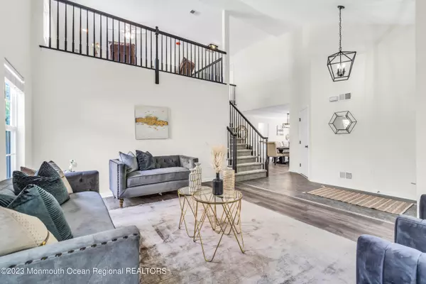 Lakewood, NJ 08701,8 Rosewood Court