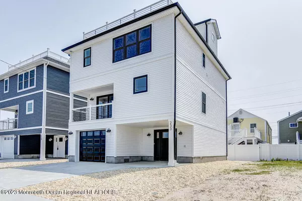 Ortley Beach, NJ 08751,233 Dewey Drive