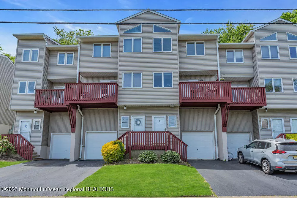 Highlands, NJ 07732,255 Shore Drive #11