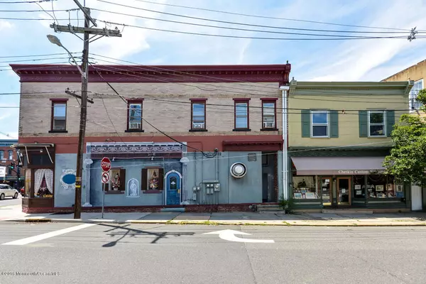 Red Bank, NJ 07701,5 E Front Street