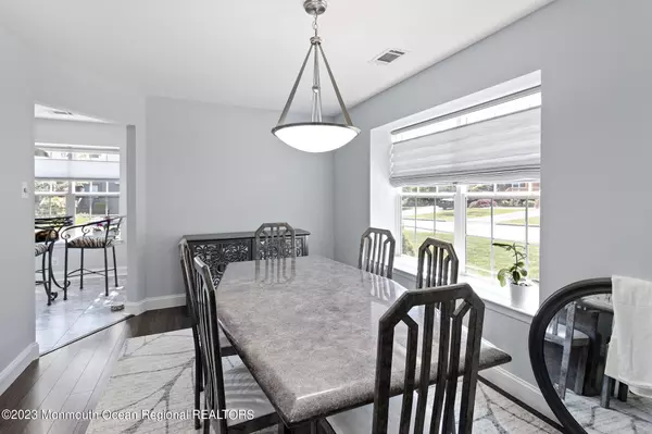 Princeton, NJ 08540,6 Brookline Court #H