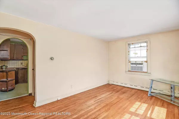 Spotswood, NJ 08884,94 Vliet Street