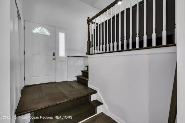 Lakewood, NJ 08701,955 Hearthstone Drive