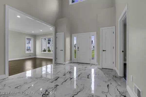 Lakewood, NJ 08701,45 Onyx Lane