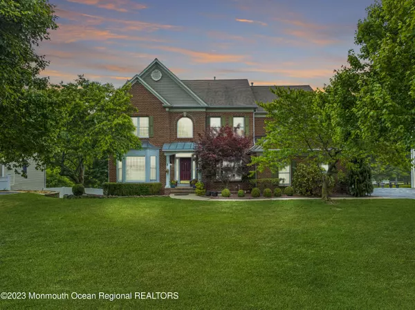 Holmdel, NJ 07733,20 Sage Street