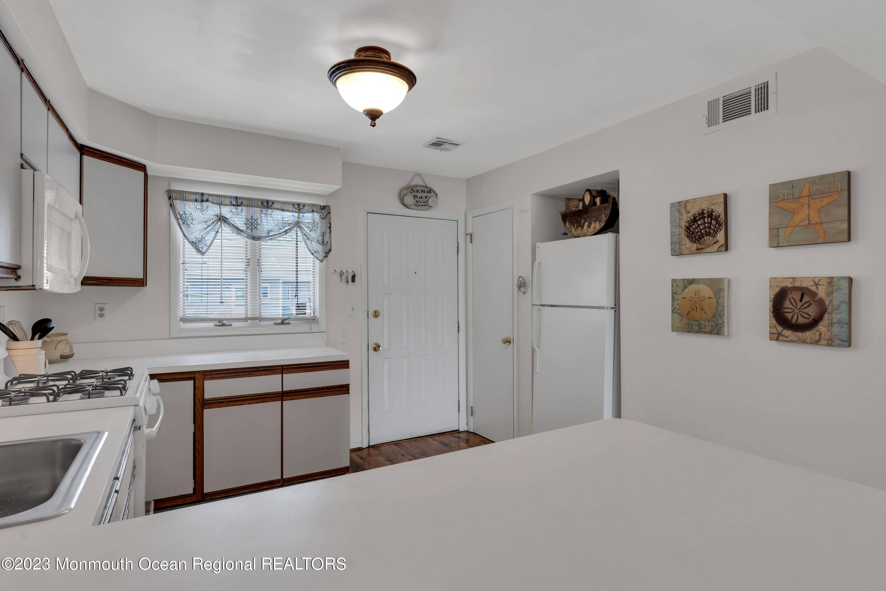 Point Pleasant, NJ 08742,12 Intercoastal Way