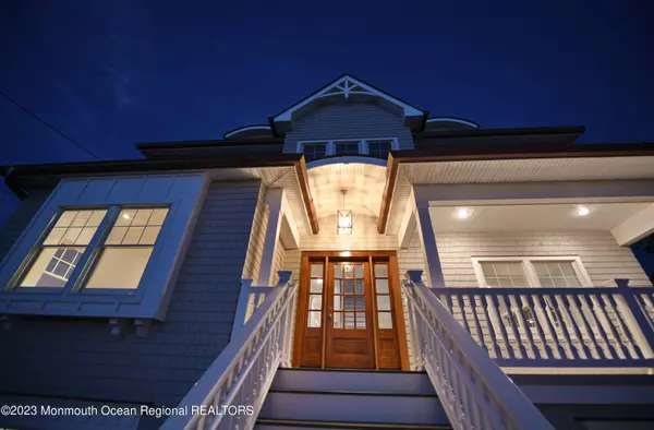 Mantoloking, NJ 08738,915 Barnegat Lane