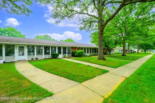 Lakewood, NJ 08701,213 Huntington Drive