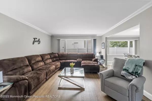 North Brunswick, NJ 08902,935 Kearney Drive