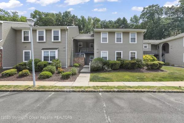 36 Lane Court #36, Old Bridge, NJ 08857