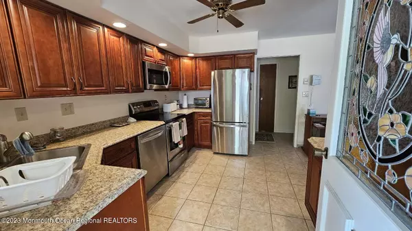 Lakewood, NJ 08701,2 Buckingham Drive