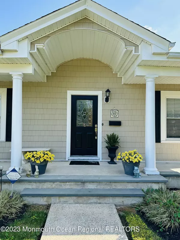 West Long Branch, NJ 07764,10 Dennis Place