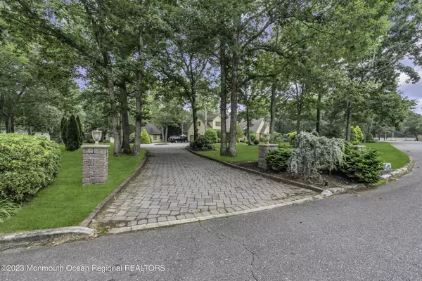 Lanoka Harbor, NJ 08734,741 Oxford Road