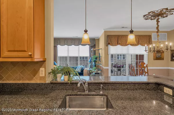 Lakewood, NJ 08701,437 Sophee Lane