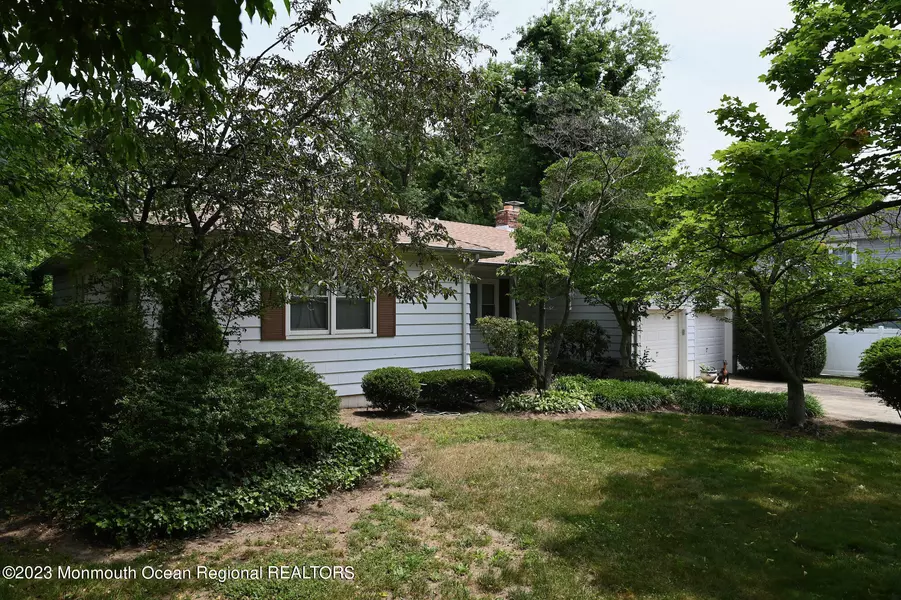 25 Glenmary Avenue, Red Bank, NJ 07701