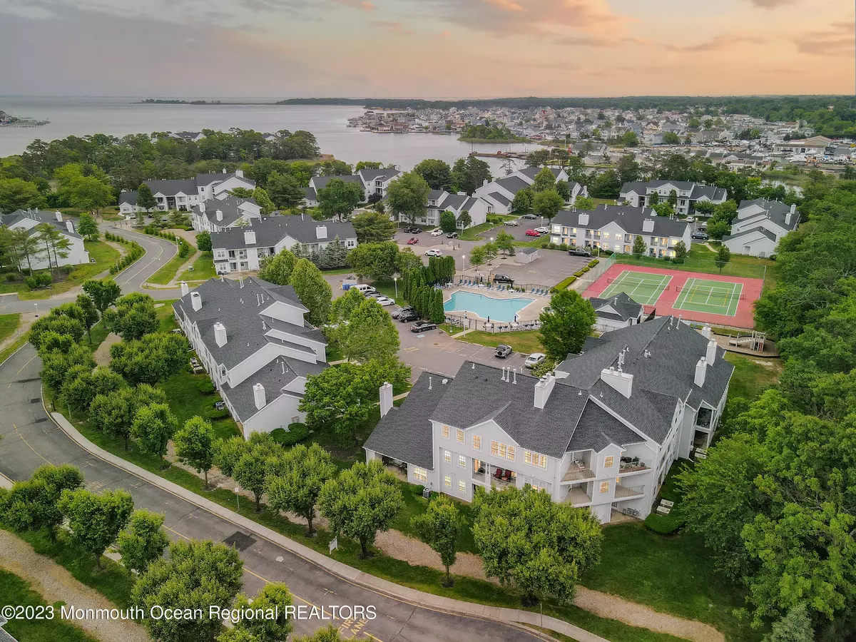 Toms River, NJ 08753,1315 Waters Edge Drive
